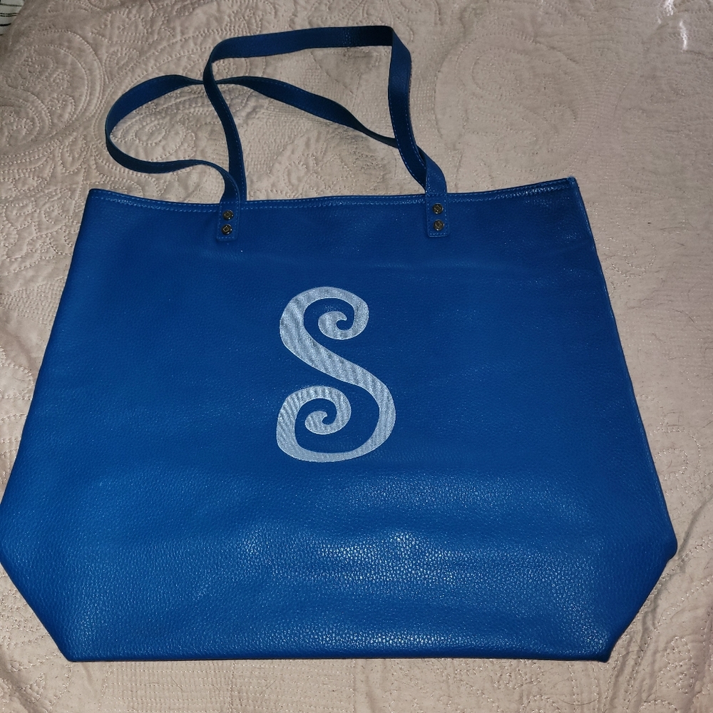 Around Town Tote